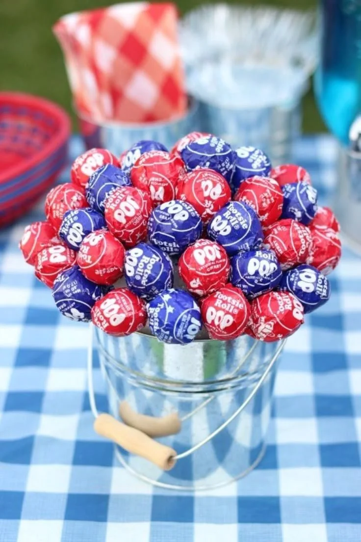 Easy & Fun 4th of July Party Ideas: Decorations, Food & More!