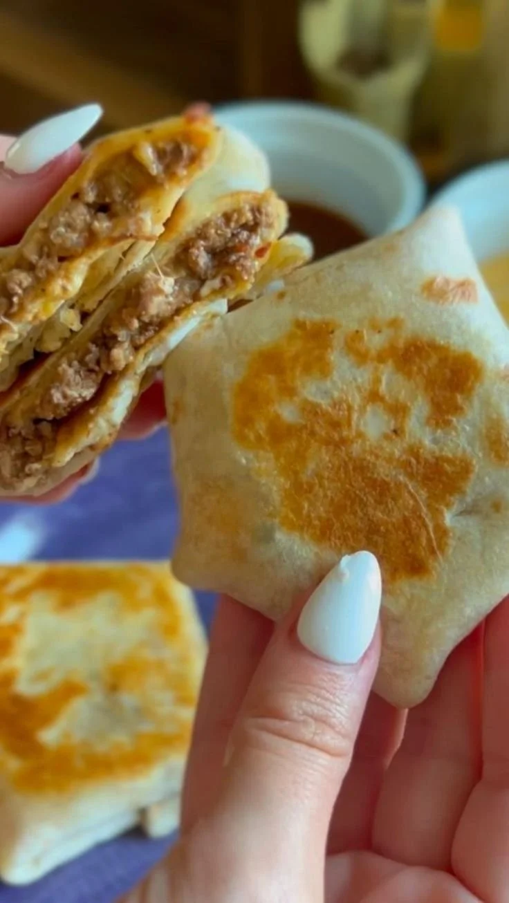 Mini Crunch Wrap Sliders